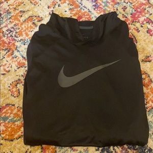 Like New Men’s Dri-Fit Nike hoodie Size L